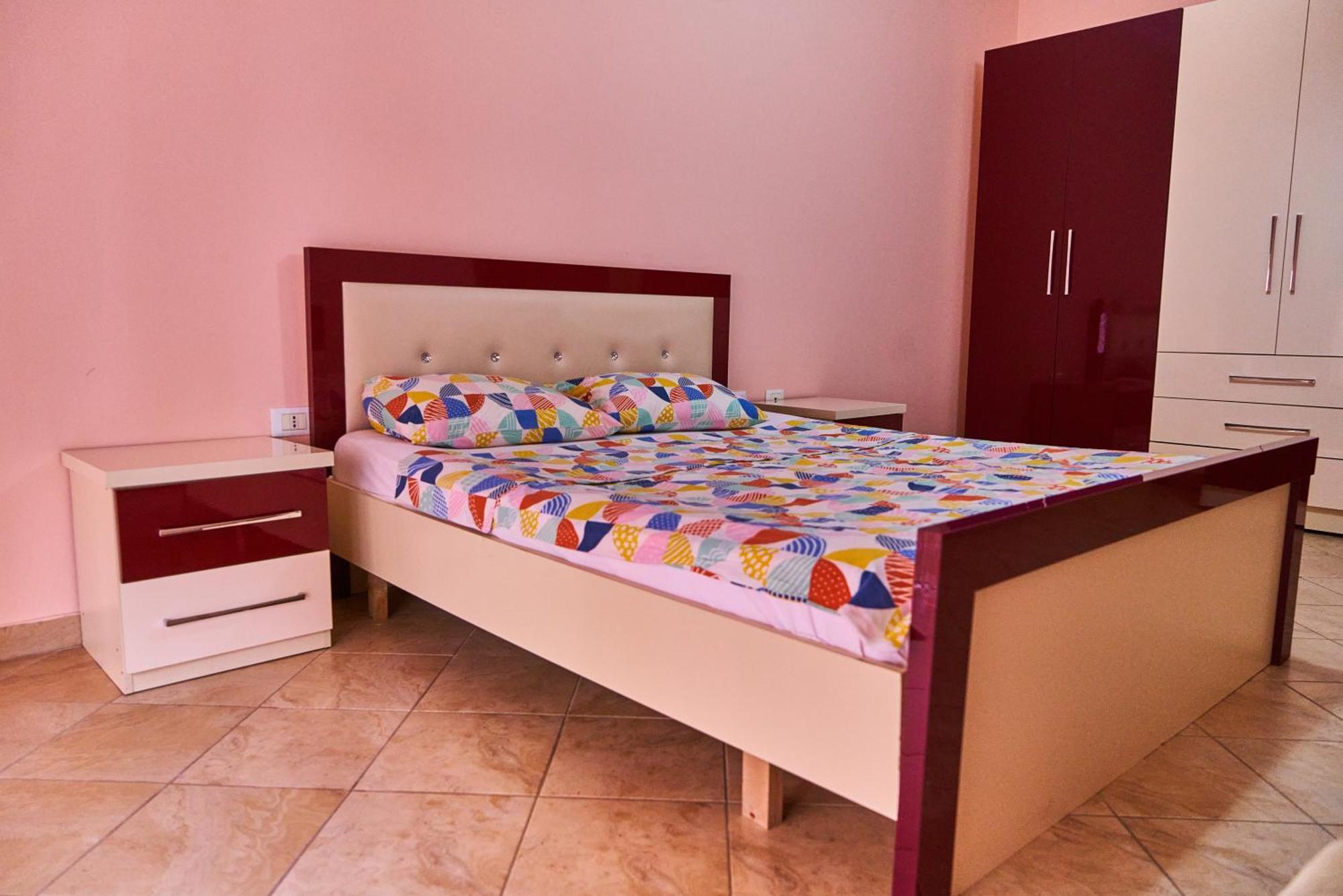 Kalpazo Home Skanderbeg Square Tirana Exteriér fotografie